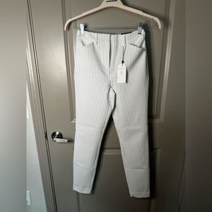 EXPRESS Soft Twill Pinstripe Skinny High Rise Pant Size 2